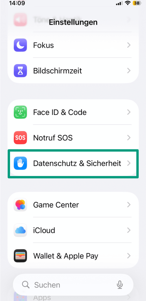 Screenshot of an iPhone Settings menu with the “Privacy & Security” option highlighted.