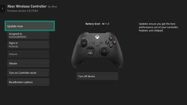 Xbox Wireless Controller settings with the Update now option highlighted.